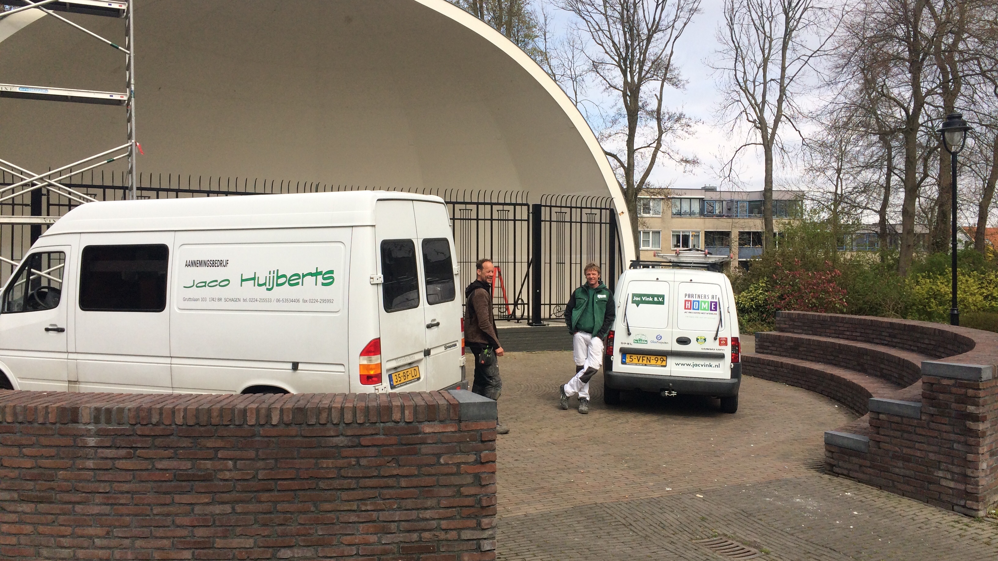 De muziekkoepel is klaar voor 1 mei